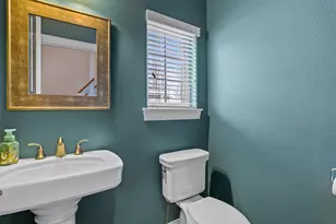 517 Oriole Ln, Howards Grove, WI 53083 - Photo 25