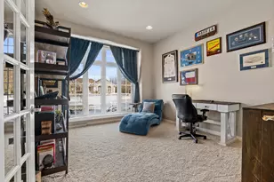 517 Oriole Ln, Howards Grove, WI 53083 - Photo 19