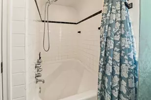 6321 W McKinley Ave, Wauwatosa, WI 53213 - Photo 25