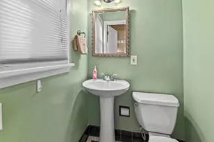 6321 W McKinley Ave, Wauwatosa, WI 53213 - Photo 15