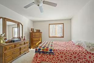 530 N Silverbrook Dr, West Bend, WI 53090 - Photo 15