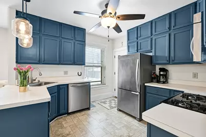 2527 N Stowell Ave #1, Milwaukee, WI 53211 - Photo 9