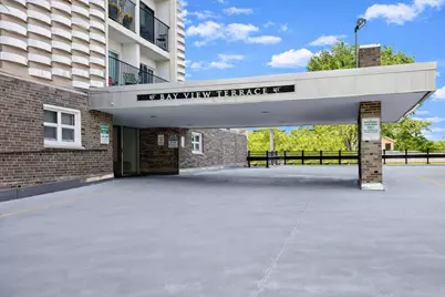 2525 S Shore Dr #20D, Milwaukee, WI 53207 - Photo 33