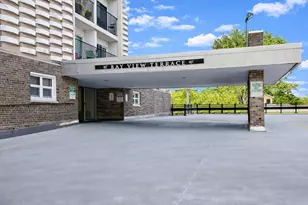 2525 S Shore Dr, Milwaukee, WI 53207 - Photo 33