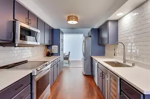 2525 S Shore Dr, Milwaukee, WI 53207 - Photo 7