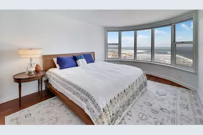 2525 S Shore Dr #20D, Milwaukee, WI 53207 - Photo 9