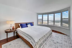 2525 S Shore Dr, Milwaukee, WI 53207 - Photo 9