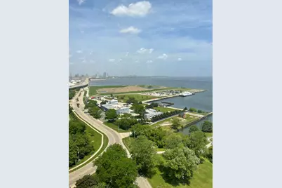 2525 S Shore Dr #20D, Milwaukee, WI 53207 - Photo 3