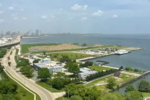 2525 S Shore Dr, Milwaukee, WI 53207 - Photo 3