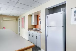 2525 S Shore Dr, Milwaukee, WI 53207 - Photo 27