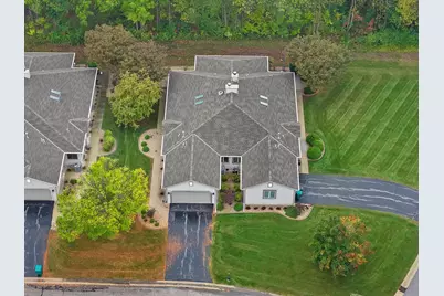 W175N8151  Robin Cir #1, Menomonee Falls, WI 53051 - Photo 39