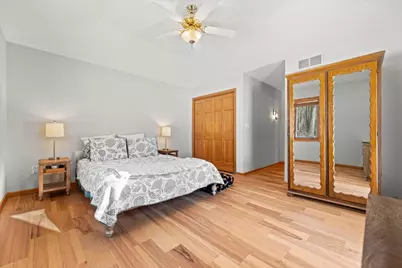 W175N8151  Robin Cir #1, Menomonee Falls, WI 53051 - Photo 17