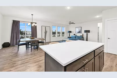 704  River Ridge Dr, Racine, WI 53185 - Photo 9