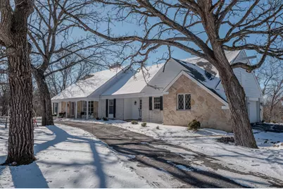 W290S4827  Parke Ln, Genesee, WI 53189 - Photo 3