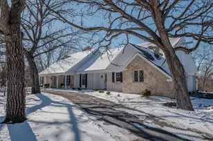 W290S4827 Parke Ln, Genesee, WI 53189 - Photo 3