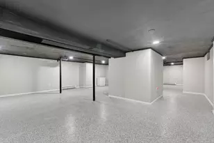 W133N8139 Danell Dr, Menomonee Falls, WI 53051 - Photo 23