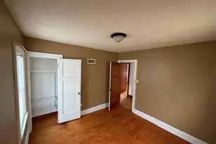 3757 S 56th St, Greenfield, WI 53220 - Photo 11