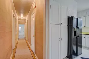 2225 E Woodstock Pl, Milwaukee, WI 53202 - Photo 25