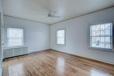 2225 E Woodstock Pl, Milwaukee, WI 53202 - Photo 13