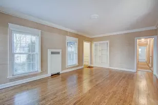 2225 E Woodstock Pl, Milwaukee, WI 53202 - Photo 5