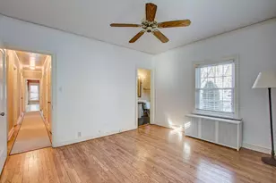 2225 E Woodstock Pl, Milwaukee, WI 53202 - Photo 19