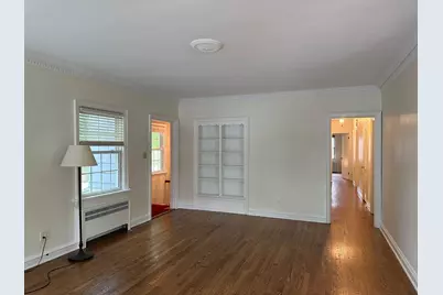 2227 E Woodstock Pl, Milwaukee, WI 53202 - Photo 5