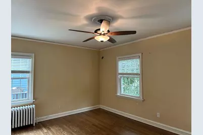 2227 E Woodstock Pl, Milwaukee, WI 53202 - Photo 9