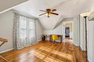 2557 N Gordon Pl, Milwaukee, WI 53212 - Photo 17