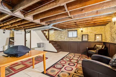 2557 N Gordon Pl, Milwaukee, WI 53212 - Photo 31