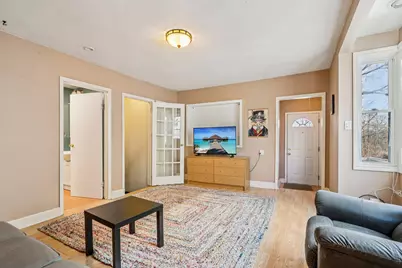 2557 N Gordon Pl, Milwaukee, WI 53212 - Photo 5