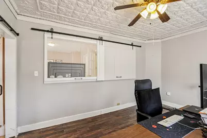 2557 N Gordon Pl, Milwaukee, WI 53212 - Photo 13