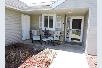 623  Shah Ave, Fort Atkinson, WI 53538 - Photo 3