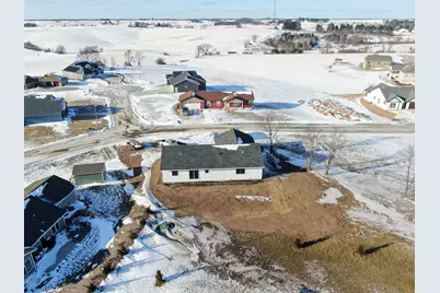 152  Sunflower St, Westby, WI 54667 - Photo 3