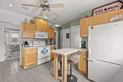 4418 N Bartlett Ave, Shorewood, WI 53211 - Photo 11