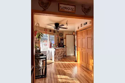 906  Villa Park Dr, West Bend, WI 53090 - Photo 11