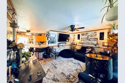 906  Villa Park Dr, West Bend, WI 53090 - Photo 5