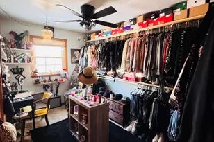 906 Villa Park Dr, West Bend, WI 53090 - Photo 23