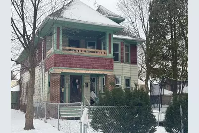 2802 N 47th St #2804, Milwaukee, WI 53210 - Photo 1