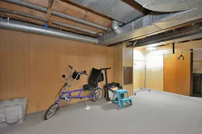 5005 S Menard Dr, New Berlin, WI 53151 - Photo 35