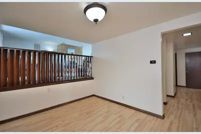 5005 S Menard Dr, New Berlin, WI 53151 - Photo 13