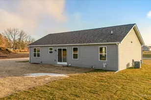 300 Savannah Dr, Walworth, WI 53184 - Photo 35