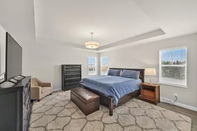 8130 W Mourning Dove Ln, Mequon, WI 53097 - Photo 19