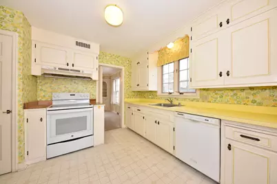 4480 N Ardmore Ave, Shorewood, WI 53211 - Photo 13