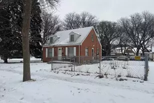 3750 N 49th St, Milwaukee, WI 53216 - Photo 3