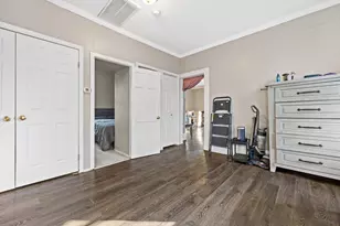 2033 S 16th St, Milwaukee, WI 53204 - Photo 11