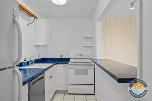 54 Lausanne Ct, Geneva, WI 53147 - Photo 13