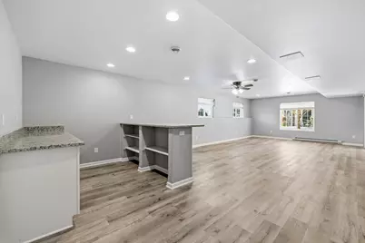 282  Lower Woodford Cir, West Bend, WI 53090 - Photo 31