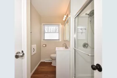 4948 S 15th St, Milwaukee, WI 53221 - Photo 13