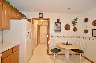 12569 W Beloit Rd, New Berlin, WI 53151 - Photo 7