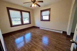 1515 Taylor Ave, Racine, WI 53403 - Photo 7